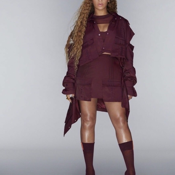 Adidas x IVY PARK Burgundy Cargo Skirt Sz M Limited Release NWT - Picture 1 of 9